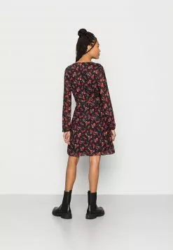 Las mejores reseñas de 👏 Anna Field Vestido Informal - Black/red, Mujer ⭐ 7 Las mejores reseñas de 👏 Anna Field Vestido Informal - Black/red, Mujer ⭐ -Anna Field Tienda de ventas 05915dfc1a834f39901d63b23640f961
