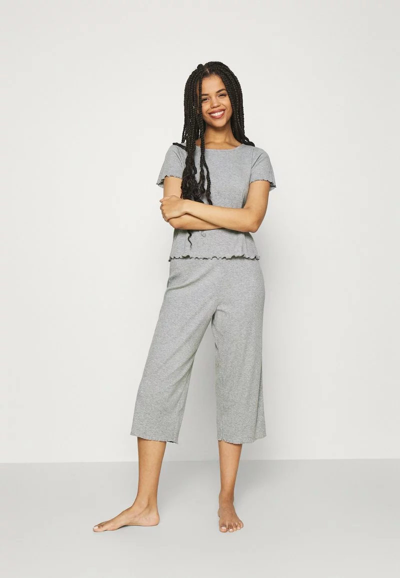 Lo mas barato 😍 Anna Field SET - Pijama - Dark Grey, Mujer 😉 2 Lo mas barato 😍 Anna Field SET - Pijama - Dark Grey, Mujer 😉 - Imagen 2