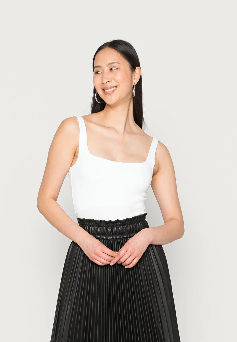 ofertas 💯 Anna Field MINIMAL TANK WITH SQUARE ROUND NECKLINE - Top - White, Mujer 🎉 1 ofertas 💯 Anna Field MINIMAL TANK WITH SQUARE ROUND NECKLINE - Top - White, Mujer 🎉