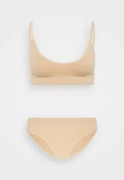 Presupuesto 🤩 Anna Field Rib Seamless Set - Top - Tan, Mujer 💯 10 Presupuesto 🤩 Anna Field Rib Seamless Set - Top - Tan, Mujer 💯 -Anna Field Tienda de ventas 30d3265f79f34f15be6e0adf6ee232b2