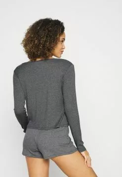 Mejor precio 🎁 Anna Field Pijama - Dark Grey, Mujer 👍 8 Mejor precio 🎁 Anna Field Pijama - Dark Grey, Mujer 👍 -Anna Field Tienda de ventas 321a9d42765b4f7bb5336b48ed7aa997