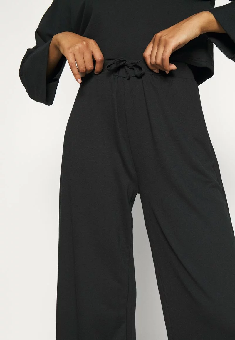 Presupuesto 🥰 Anna Field WIDE FIT JOGGERS - Pantalones Deportivos - Black, Mujer 🌟 8 Presupuesto 🥰 Anna Field WIDE FIT JOGGERS - Pantalones Deportivos - Black, Mujer 🌟 - Imagen 8