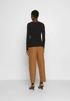 Presupuesto ⭐ Anna Field 2 PACK - Camiseta De Manga Larga - White/black, Mujer 🥰 9 Presupuesto ⭐ Anna Field 2 PACK - Camiseta De Manga Larga - White/black, Mujer 🥰 -Anna Field Tienda de ventas 4a62008277204e9c9cb5babf3295b04d