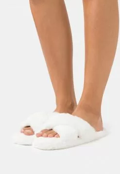 Presupuesto 🎁 Anna Field Pantuflas - White, Mujer 🎉