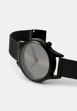Toma de corriente 😍 Anna Field Reloj - Black, Mujer ✔️ 5 Toma de corriente 😍 Anna Field Reloj - Black, Mujer ✔️ -Anna Field Tienda de ventas 4fc1526087bd4b9e9b25aad41825cb4f