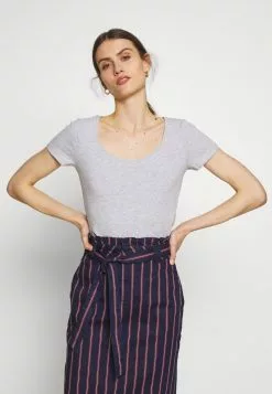 Descuento 🤩 Anna Field 3 PACK - Camiseta Básica - White/navy/light Grey Melange, Mujer 😉 -Anna Field Tienda de ventas 508fdf9f0040410588cc787733538b71