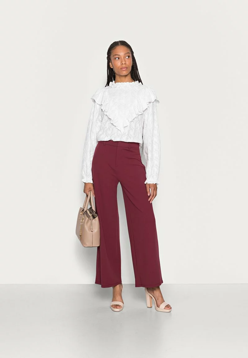 Toma de corriente 🥰 Anna Field Flared Leg Business Trousers - Pantalones - Dark Red, Mujer 👍 2 Toma de corriente 🥰 Anna Field Flared Leg Business Trousers - Pantalones - Dark Red, Mujer 👍 - Imagen 2