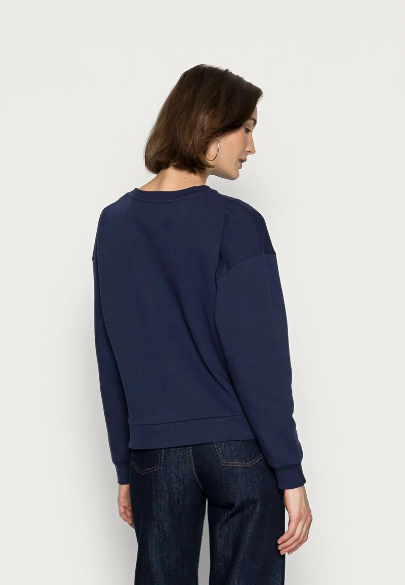 Venta al por mayor 😍 Anna Field Embroidered Sweatshirt Regular Fit - Sudadera - Dark Blue, Mujer 🛒 3 Venta al por mayor 😍 Anna Field Embroidered Sweatshirt Regular Fit - Sudadera - Dark Blue, Mujer 🛒 - Imagen 3