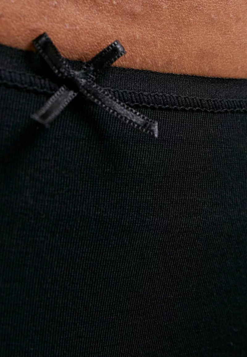 Para estrenar 🔥 Anna Field GEORGINA 7 PACK THONG - COTTON - Tanga - Black, Mujer ✔️ 5 Para estrenar 🔥 Anna Field GEORGINA 7 PACK THONG - COTTON - Tanga - Black, Mujer ✔️ - Imagen 5