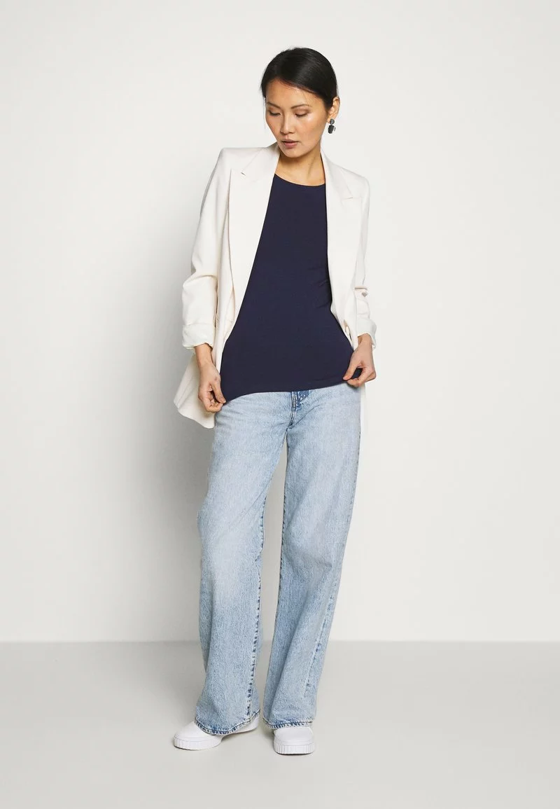 Toma de corriente ✨ Anna Field Camiseta Básica - Maritime Blue, Mujer 🌟 2 Toma de corriente ✨ Anna Field Camiseta Básica - Maritime Blue, Mujer 🌟 - Imagen 2