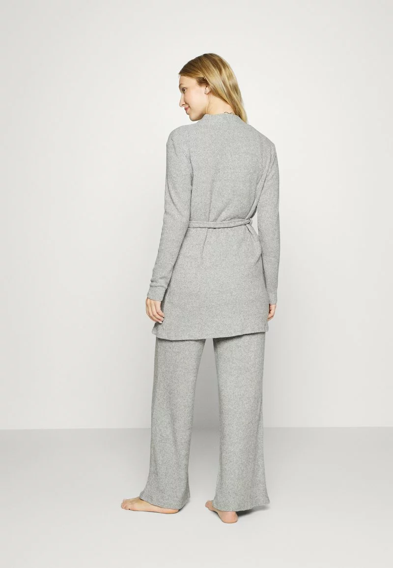 Comprar 🥰 Anna Field RIB 3 PIECE PYJAMA - Pijama - Light Grey, Mujer ⭐ 3 Comprar 🥰 Anna Field RIB 3 PIECE PYJAMA - Pijama - Light Grey, Mujer ⭐ - Imagen 3