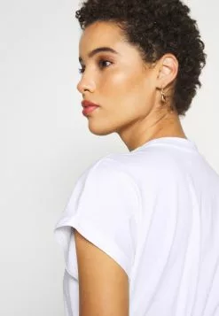 Barato 🎉 Anna Field Camiseta Básica - White, Mujer 🛒 9 Barato 🎉 Anna Field Camiseta Básica - White, Mujer 🛒 -Anna Field Tienda de ventas 719649d260954e9980450186b12847df