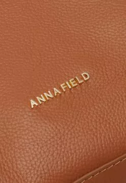 Toma de corriente ⌛ Anna Field LEATHER - Bolso Shopping - Cognac, Mujer 🛒 9 Toma de corriente ⌛ Anna Field LEATHER - Bolso Shopping - Cognac, Mujer 🛒 -Anna Field Tienda de ventas abae6523523741489c3bd15109c4da4b