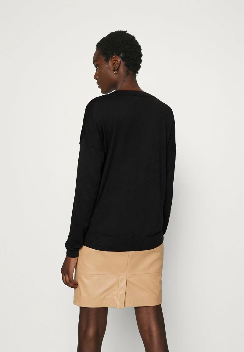 Venta express 🎁 Anna Field BASIC- SOFT V-NECK - Jersey De Punto - Black, Mujer 🌟 3 Venta express 🎁 Anna Field BASIC- SOFT V-NECK - Jersey De Punto - Black, Mujer 🌟 - Imagen 3