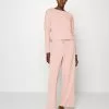 Presupuesto ✨ Anna Field LOUNGE SET - Pijama - Mauve, Mujer 🛒