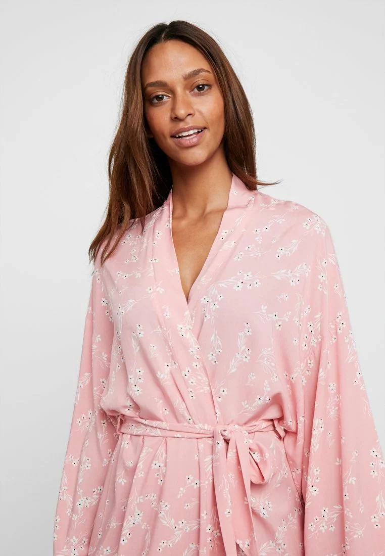 Venta al por mayor 🌟 Anna Field LISHA LONG PRINTED ROBE - Albornoz - PINK, Mujer 👍 4 Venta al por mayor 🌟 Anna Field LISHA LONG PRINTED ROBE - Albornoz - PINK, Mujer 👍 - Imagen 4