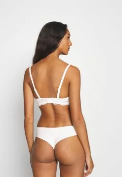 Barato 🌟 Anna Field 2PP LACE MULTIWAY BRA - Sujetador Con Aros - Black/off-white, Mujer ⭐ 9 Barato 🌟 Anna Field 2PP LACE MULTIWAY BRA - Sujetador Con Aros - Black/off-white, Mujer ⭐ -Anna Field Tienda de ventas cf9a15185eaa44e3af564620bc0b0c51