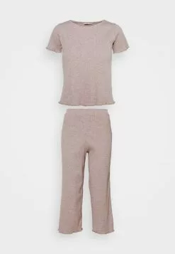 Mejor trato ⭐ Anna Field SET - Pijama - Beige, Mujer 🥰 -Anna Field Tienda de ventas e02e98de967644788375b8ac484e9213