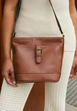 Nuevo 💯 Anna Field Bandolera - Cognac, Mujer 🎉 9 Nuevo 💯 Anna Field Bandolera - Cognac, Mujer 🎉 -Anna Field Tienda de ventas e71e4e9c734747709ca2498db7ea8530