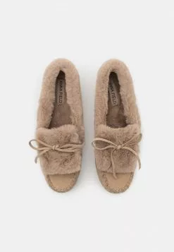 Venta al por mayor 🛒 Anna Field COMFORT LEATHER - Pantuflas - Beige, Mujer ⭐ -Anna Field Tienda de ventas e89e3766a62b41c89f2d27d1fe2d4e9a