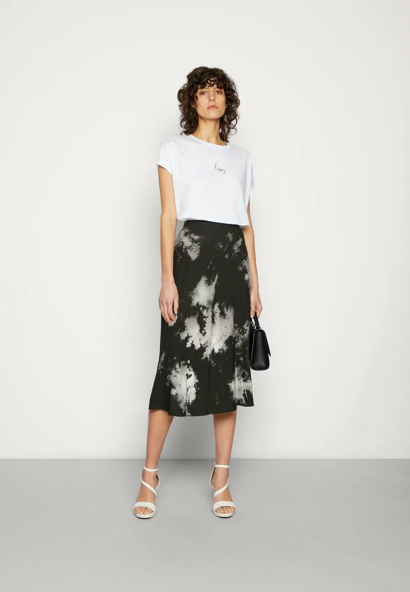 Toma de corriente 🛒 Anna Field Camiseta Básica - White, Mujer 🥰 2 Toma de corriente 🛒 Anna Field Camiseta Básica - White, Mujer 🥰 - Imagen 2