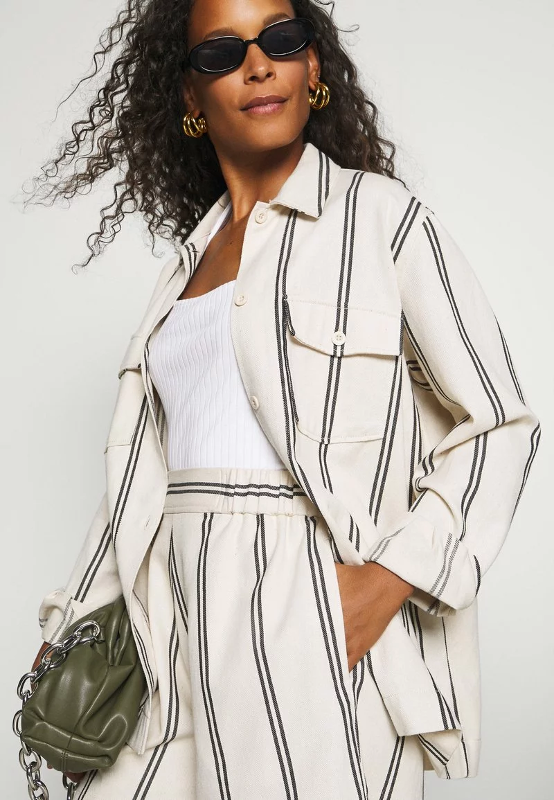 Nuevo 🛒 Anna Field Top - White, Mujer ⭐ 4 Nuevo 🛒 Anna Field Top - White, Mujer ⭐ - Imagen 4