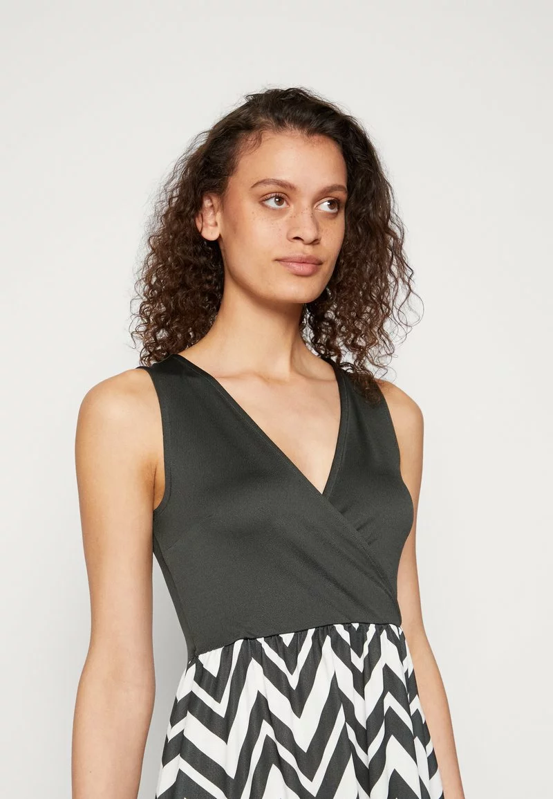 Mejor precio ✔️ Anna Field Vestido Largo - Black/multi-coloured, Mujer 🔔 4 Mejor precio ✔️ Anna Field Vestido Largo - Black/multi-coloured, Mujer 🔔 - Imagen 4